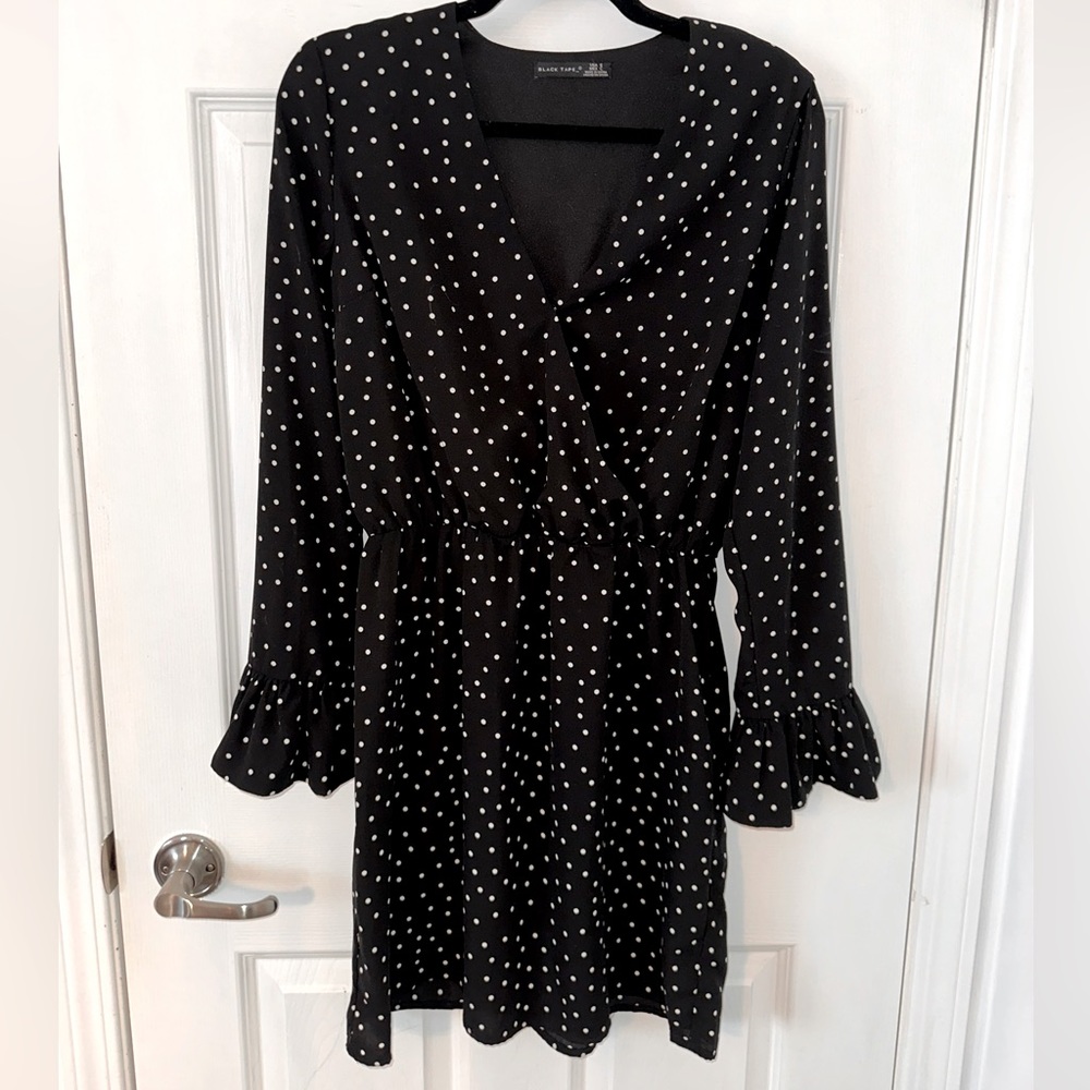 BLACK TAPE - black and white polka dot dress